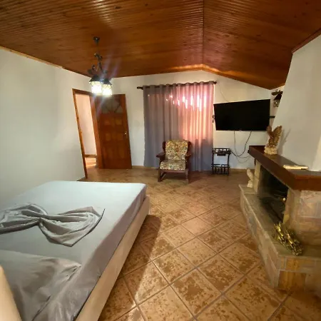Апартаменты With View Тирана